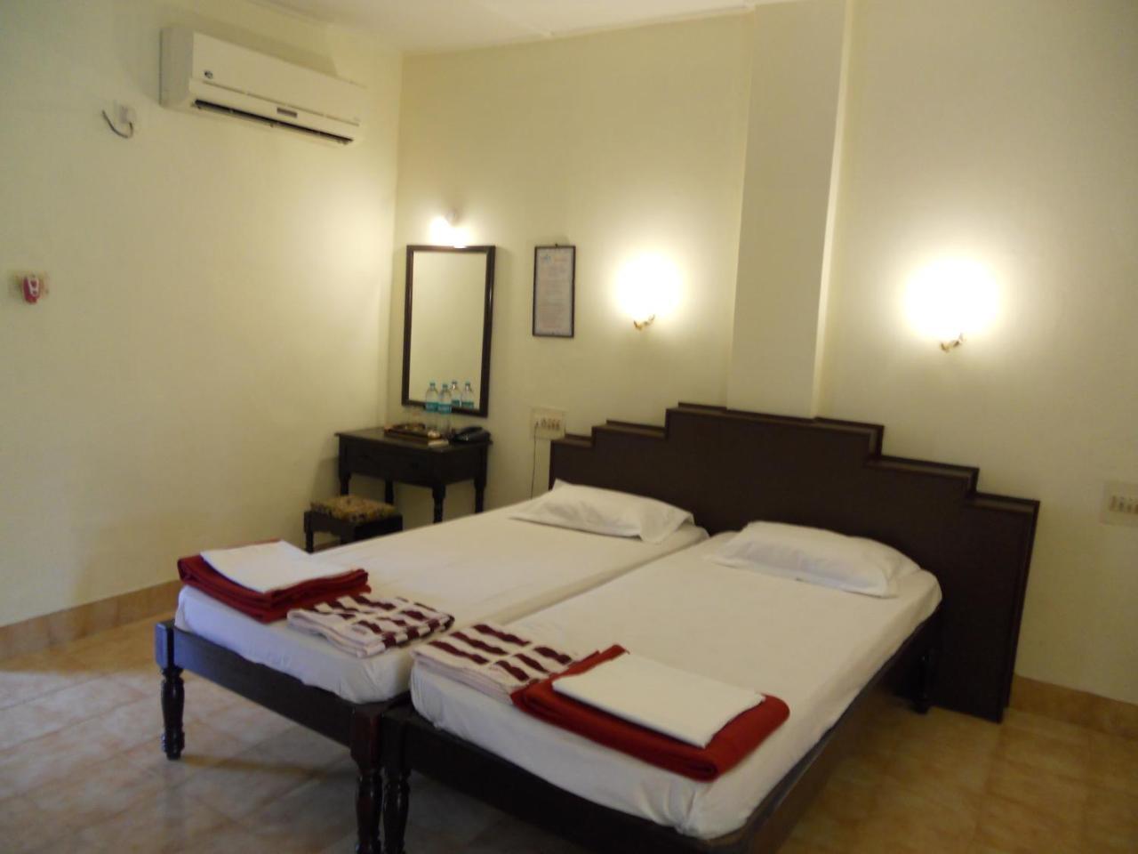 Lamour Beach Resort Benaulim Kültér fotó